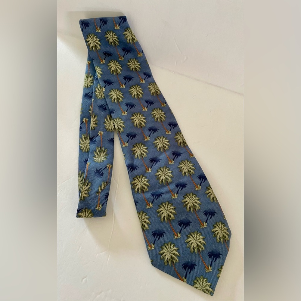 Mens Tommy Bahama neck tie